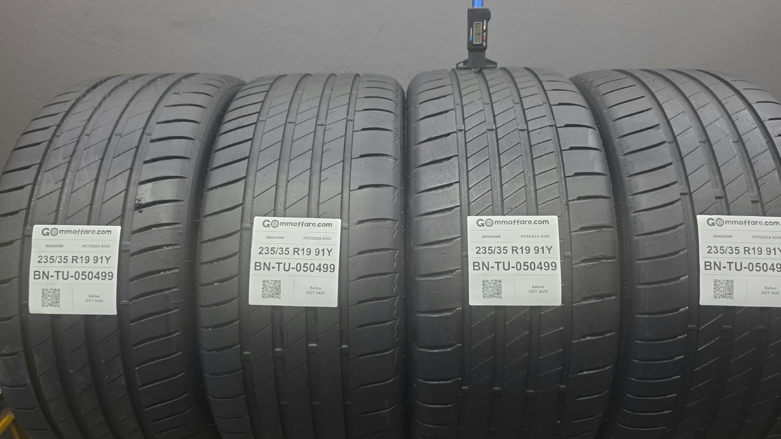 Bridgestone POTENZA S005 235/35 R19
